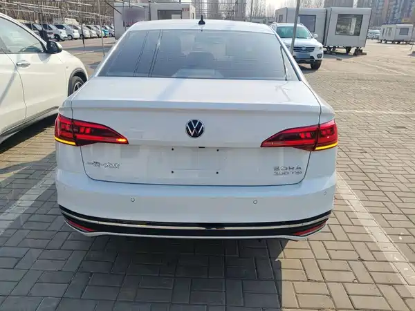 Volkswagen Bora 2023