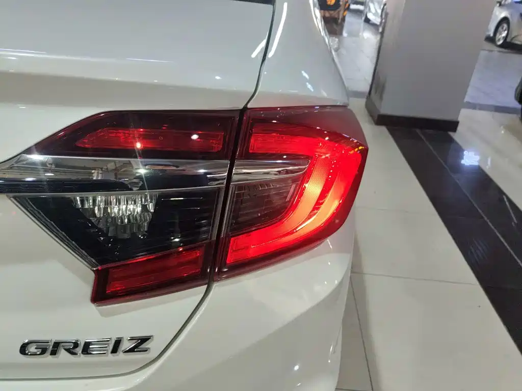 Honda Greiz 2018 — фото 25