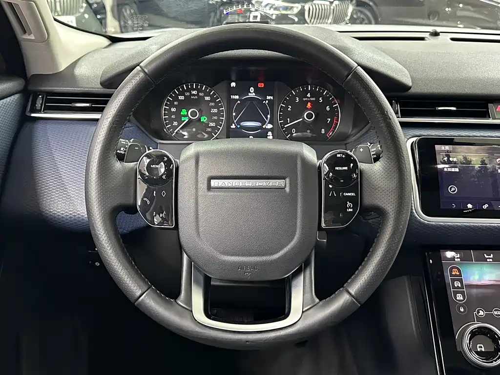 Land Rover Velar 2018 — фото 19