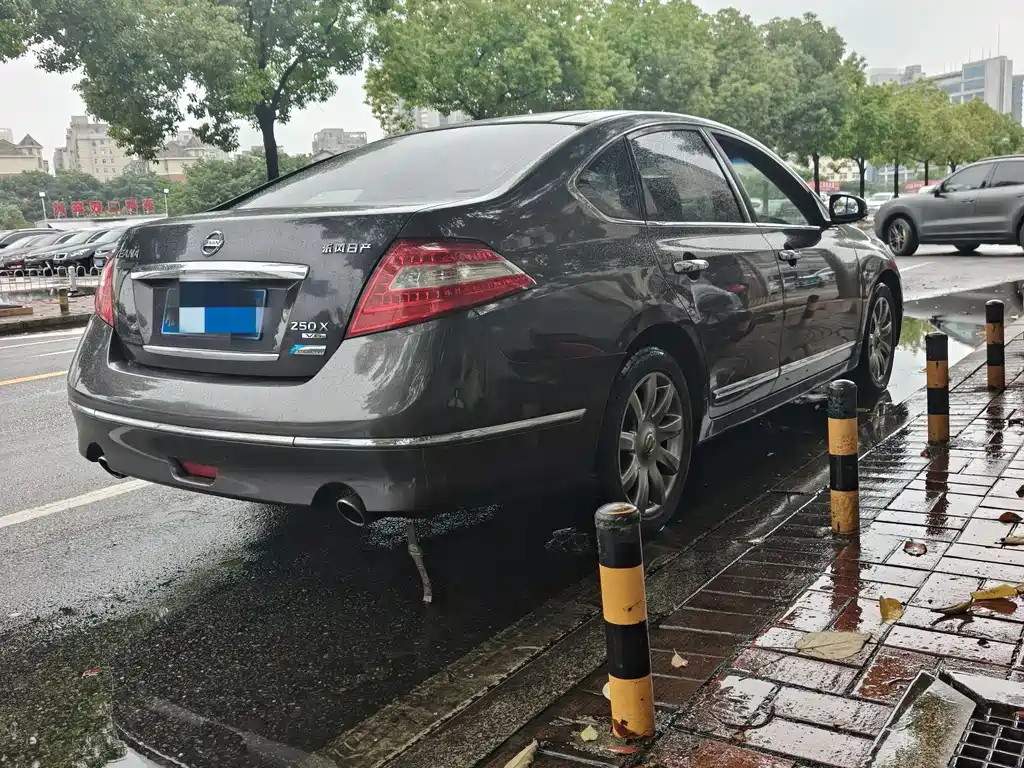 Nissan Teana 2009