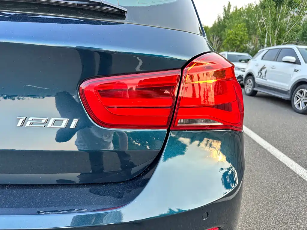 BMW 1 Series 2015 — фото 19