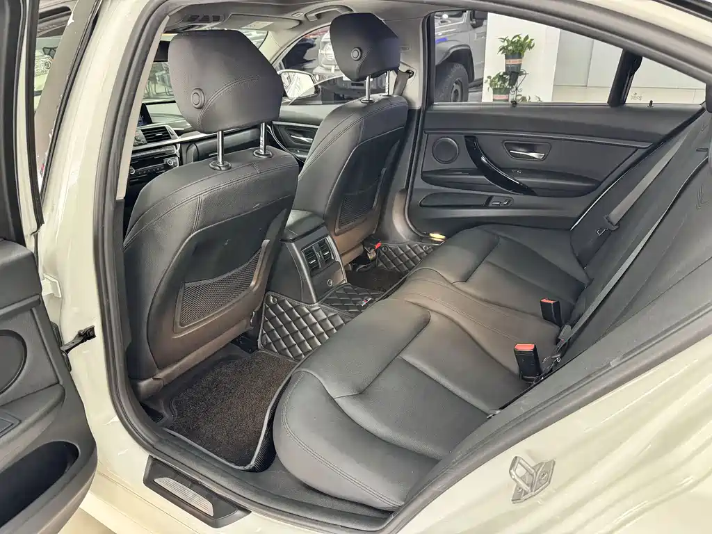BMW 3 Series 2018