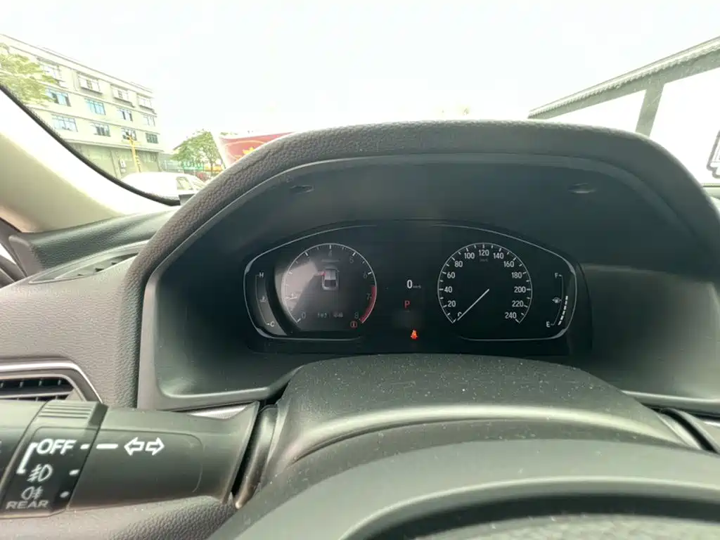 Honda Accord 2022 — фото 13