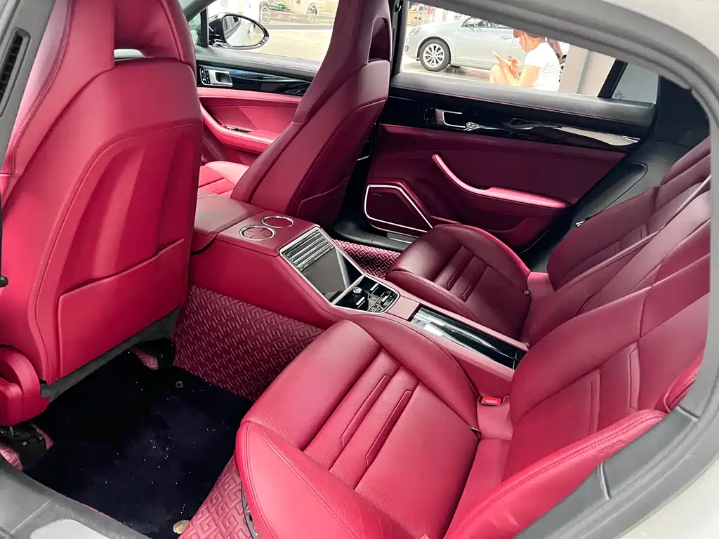 Porsche Panamera 2019 — фото 17