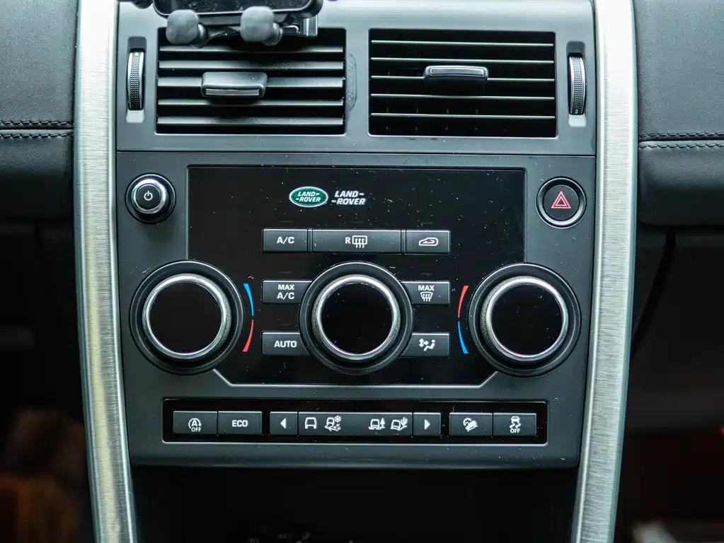 Land Rover Discovery Sport 2018 — фото 20