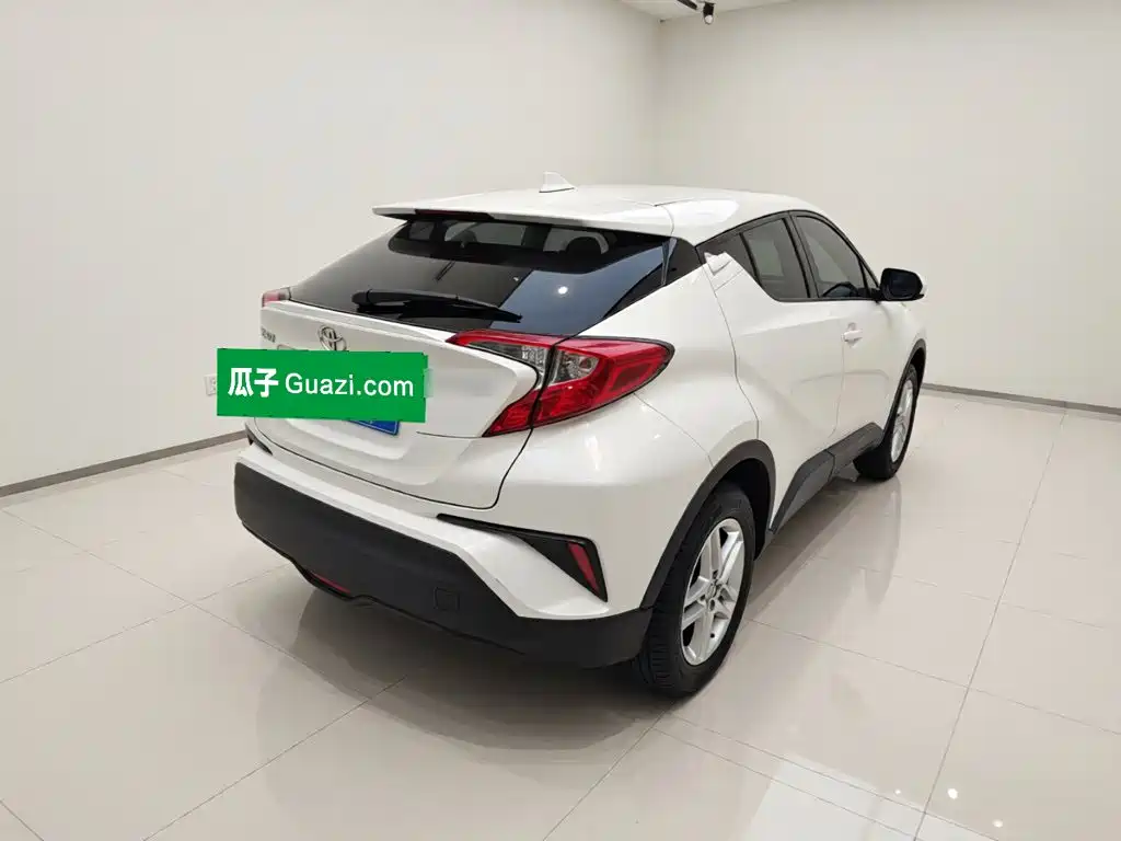 Toyota C-HR 2023