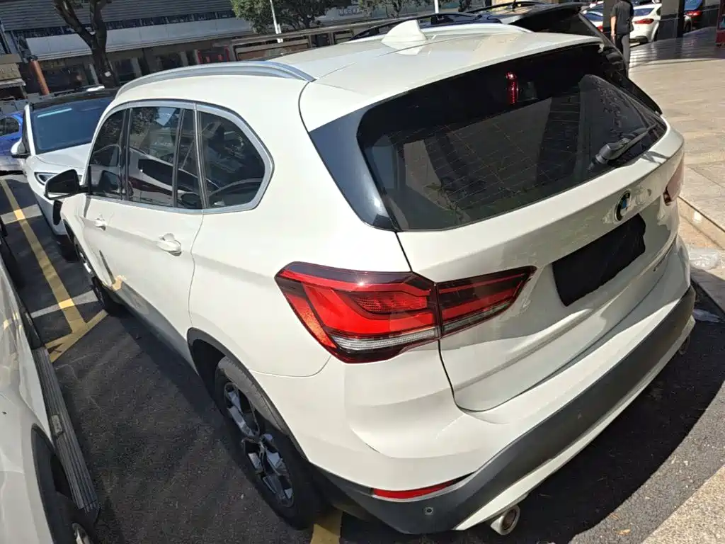 BMW X1 2022 — фото 23