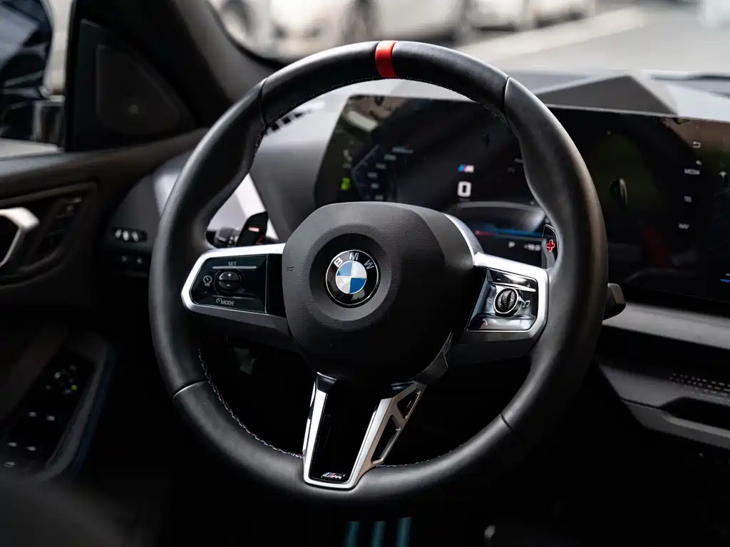 BMW M235L 2025 — фото 13