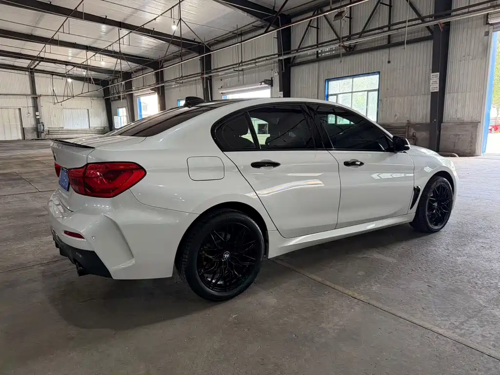BMW 1 Series 2022