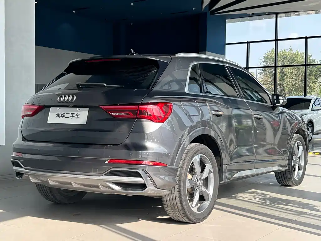 Audi Q3 2020 — фото 5