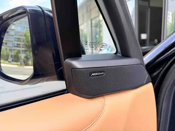 Land Rover Range Rover 2023