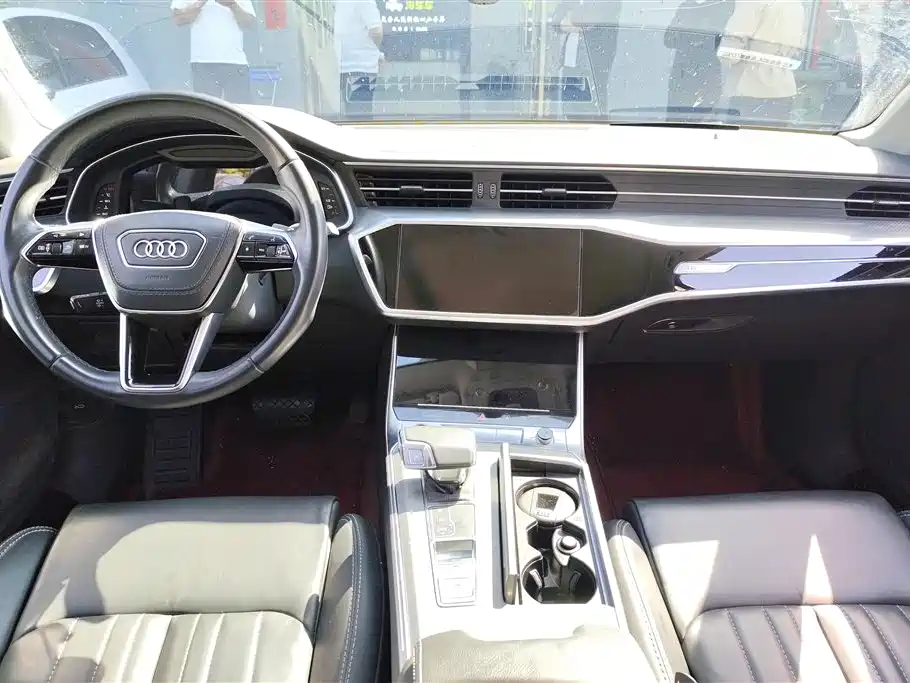 Audi A6L 2023 — фото 12