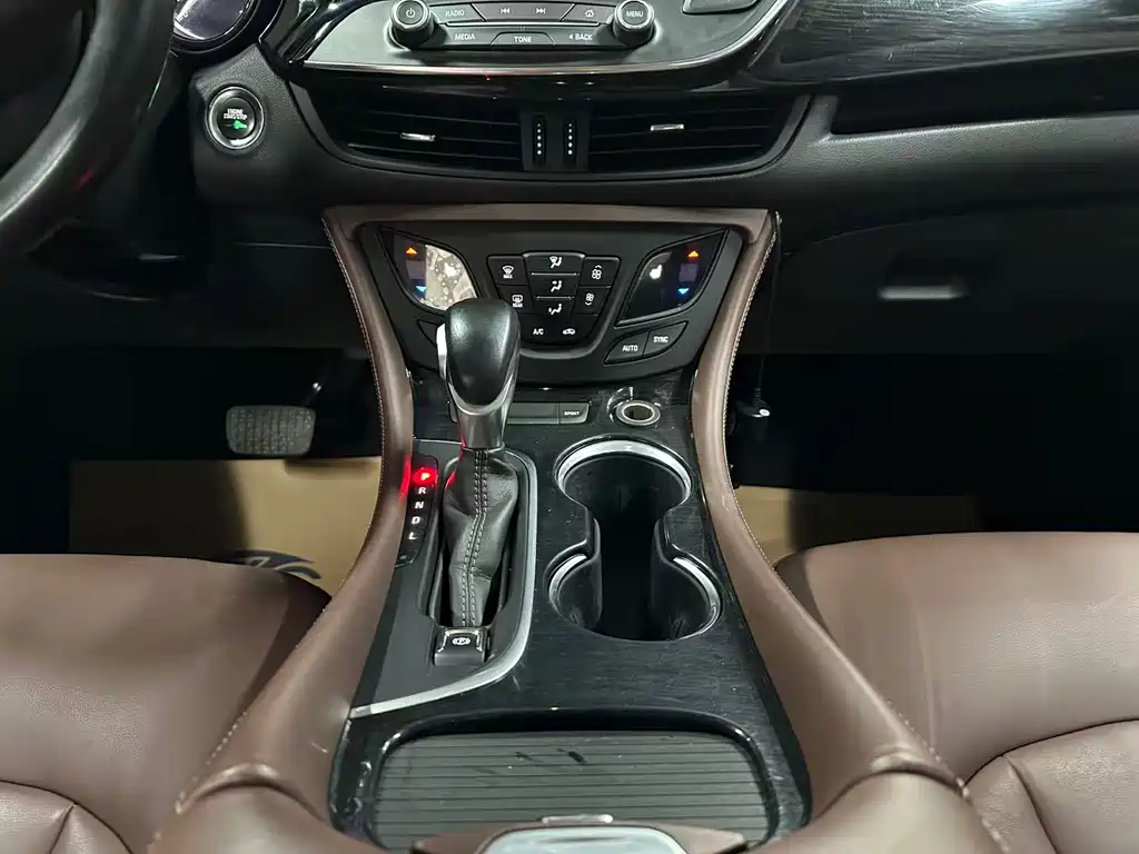 Buick Envision Plus 2019 — фото 13