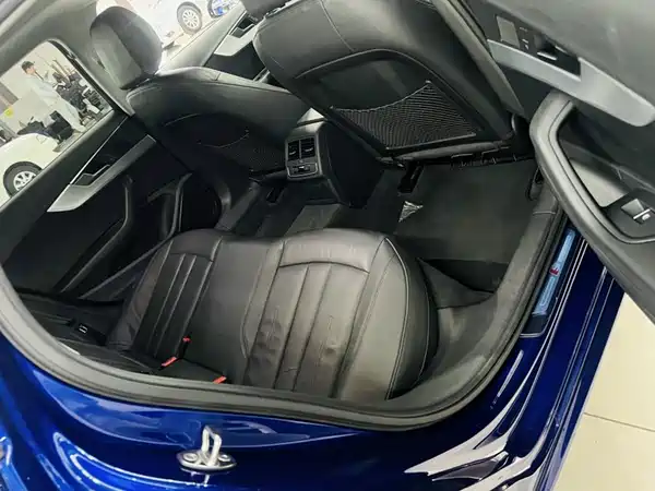 Audi A4L 2019