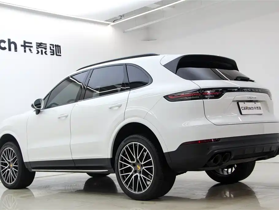 Porsche Cayenne 2021 — фото 6
