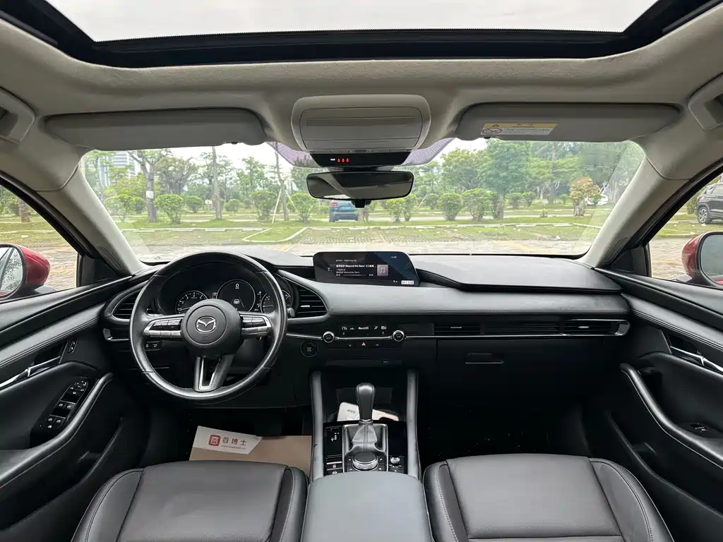 Mazda 3 Axela 2019 — фото 20