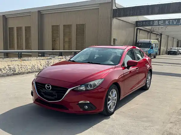 Mazda 3 Axela 2016