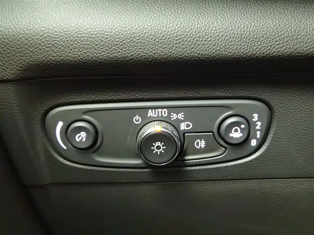 Buick Envision S 2021 — фото 21