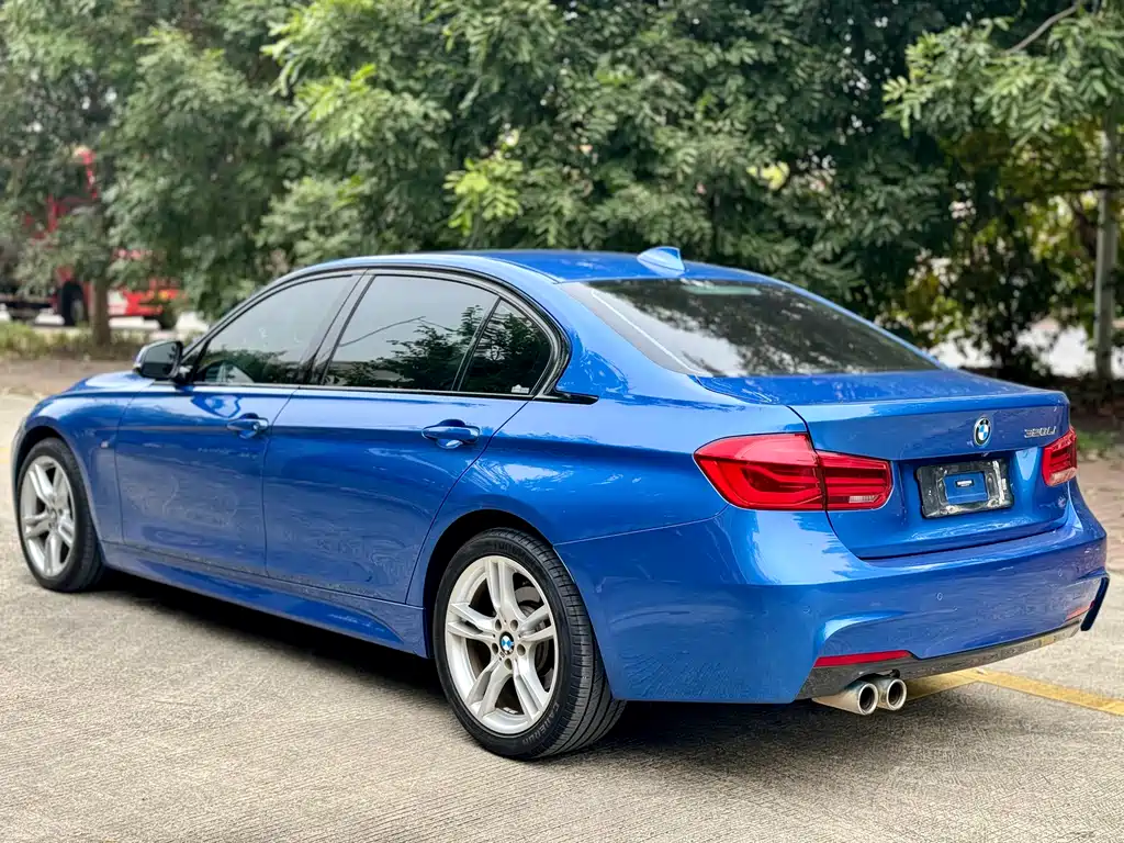 BMW 3 Series 2019 — фото 4