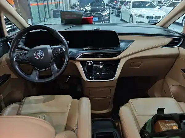 Buick GL8 2021