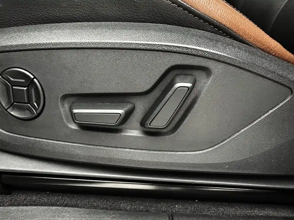 Audi Q3 2022 — фото 17