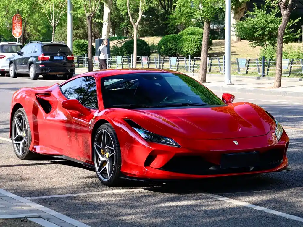 Ferrari F8 2021 — фото 3