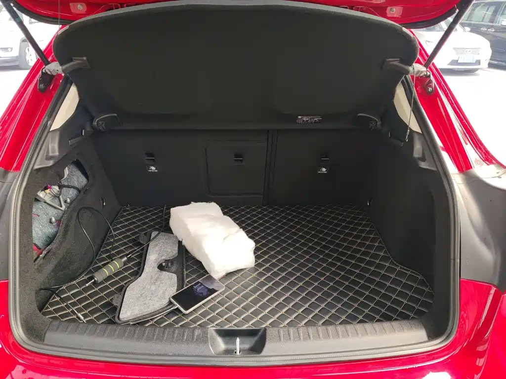 Mercedes-Benz GLA 2017 — фото 15