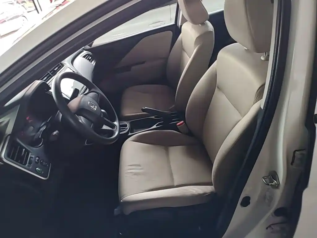Honda City 2016 — фото 15