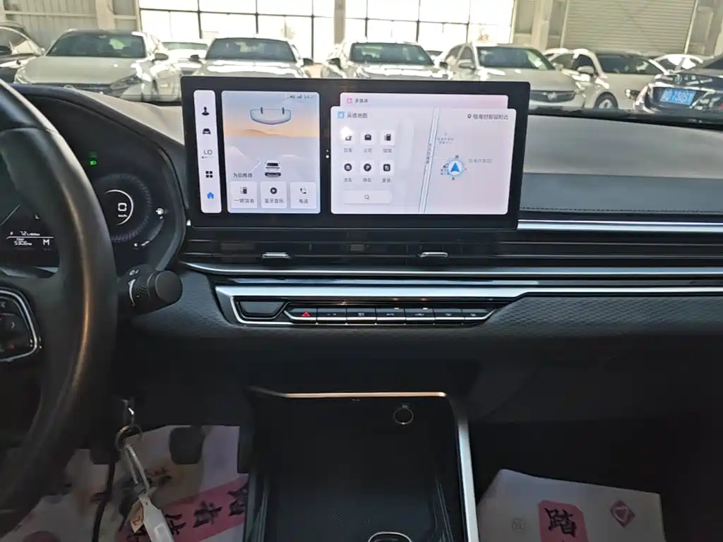 Geely Emgrand 2024 — фото 13