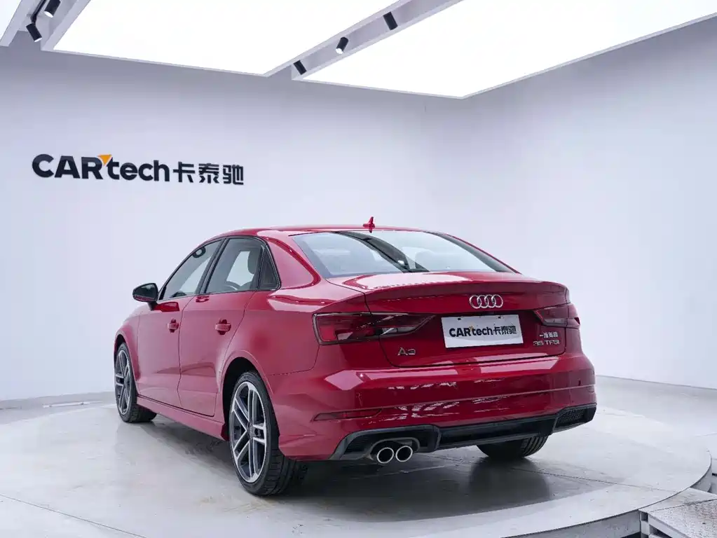 Audi A3 2018 — фото 20