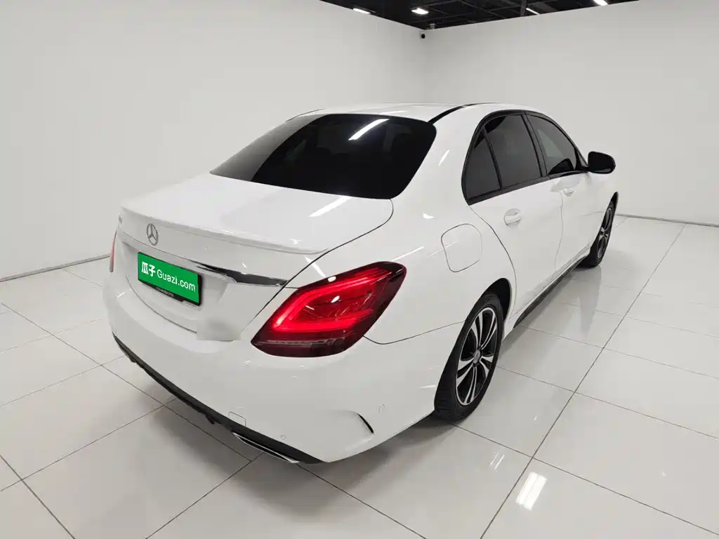 Mercedes-Benz C-Class 2019
