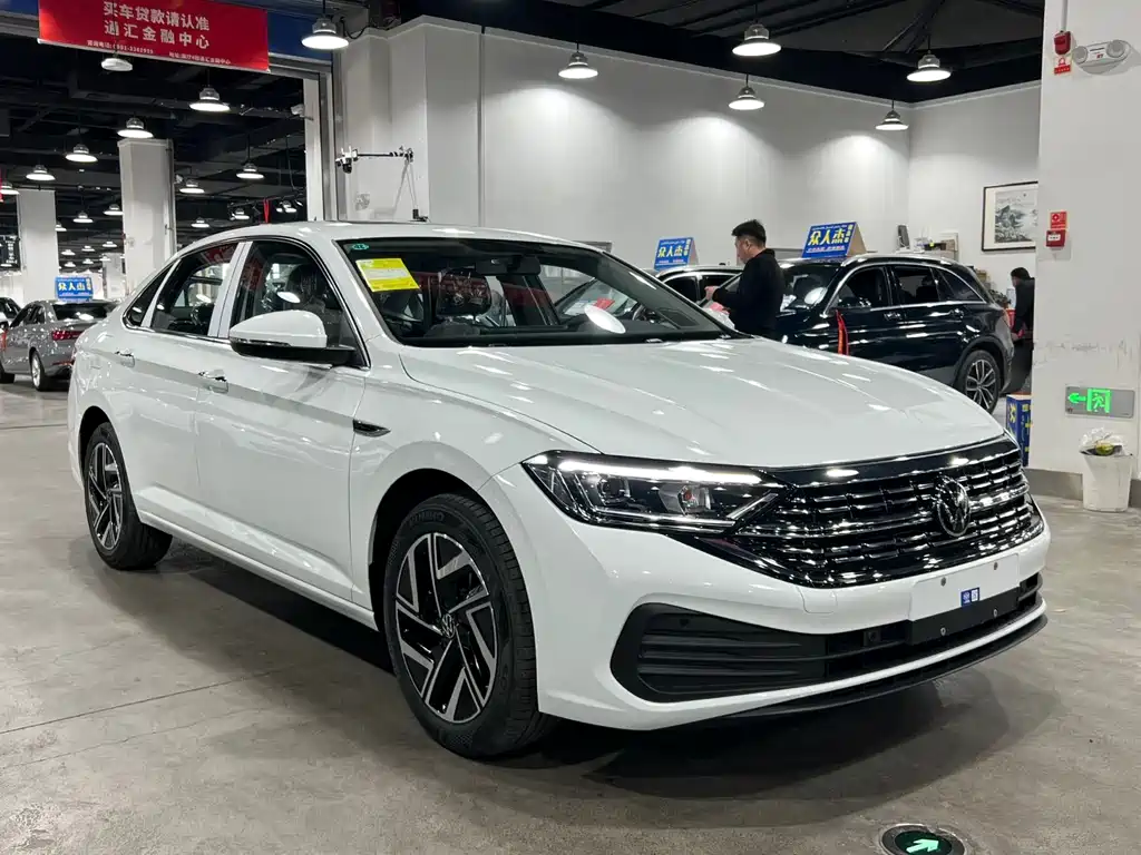 Volkswagen Sagitar 2025