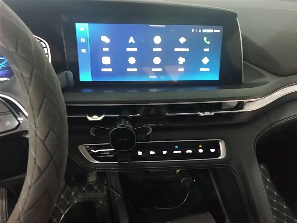 Changan CS75 PLUS 2021 — фото 13