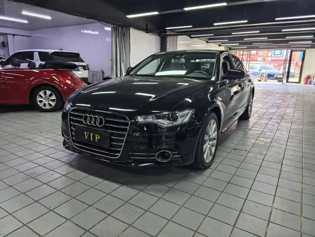 Audi A6L 2014 — фото 1