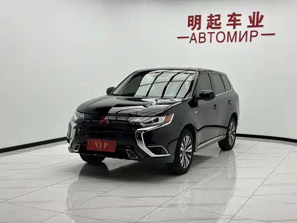 Mitsubishi Outlander 2022