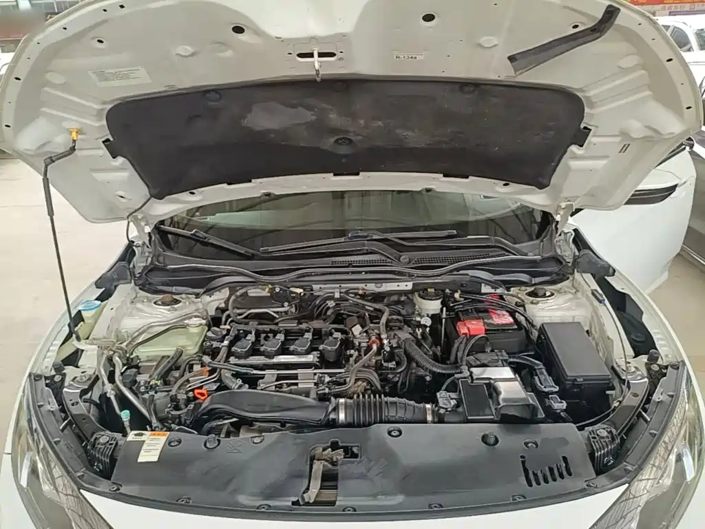 Honda Civic 2017 — фото 20