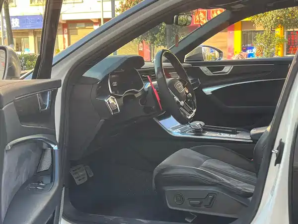 Audi A6L 2019