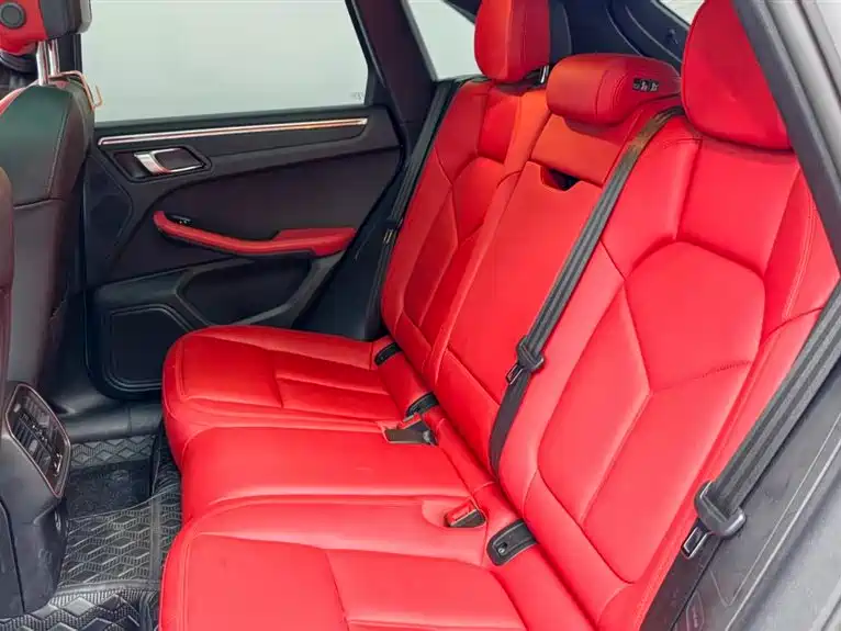 Porsche Macan 2021 — фото 13