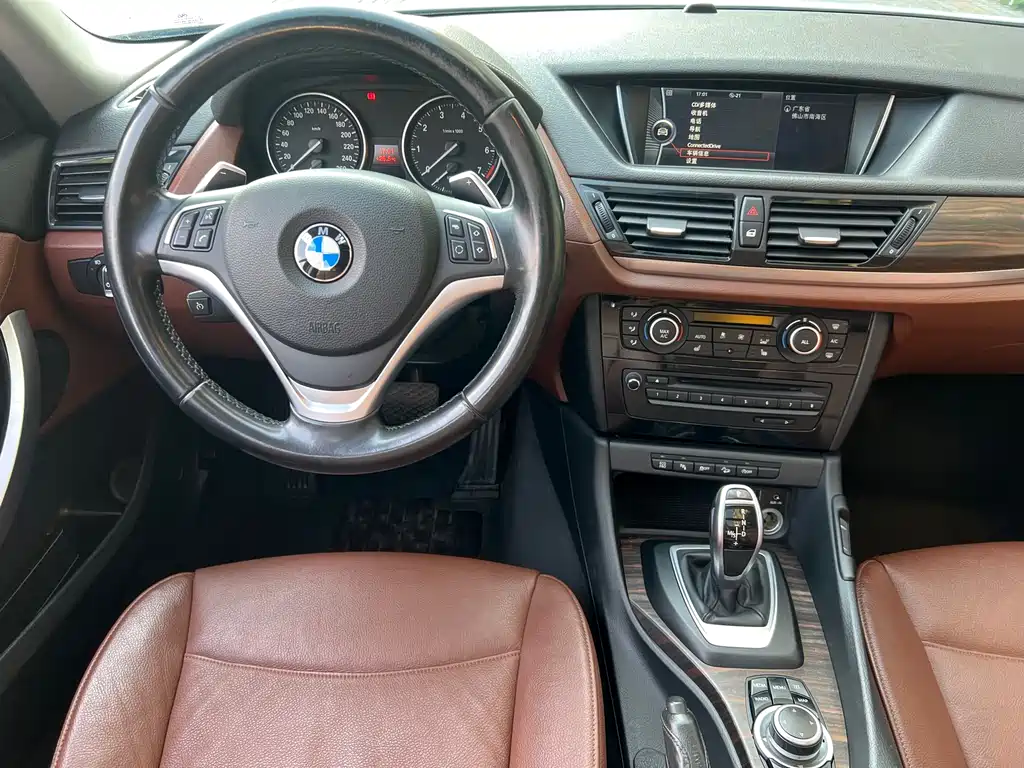 BMW X1 2015 — фото 20