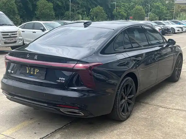 Hongqi H5 2025