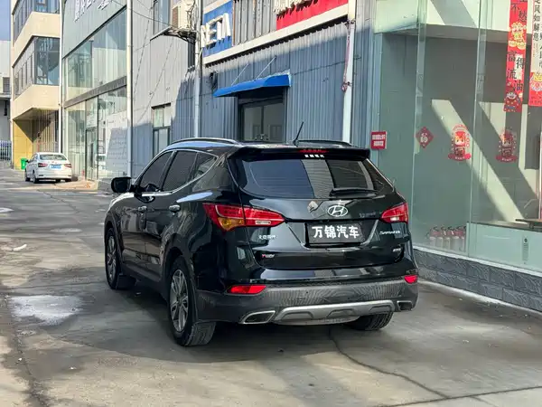 Hyundai Santa Fe 2013