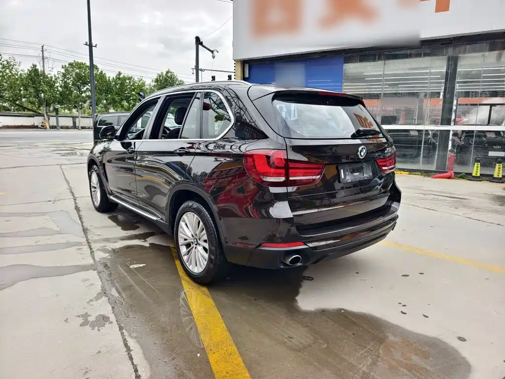 BMW X5 2016 — фото 25