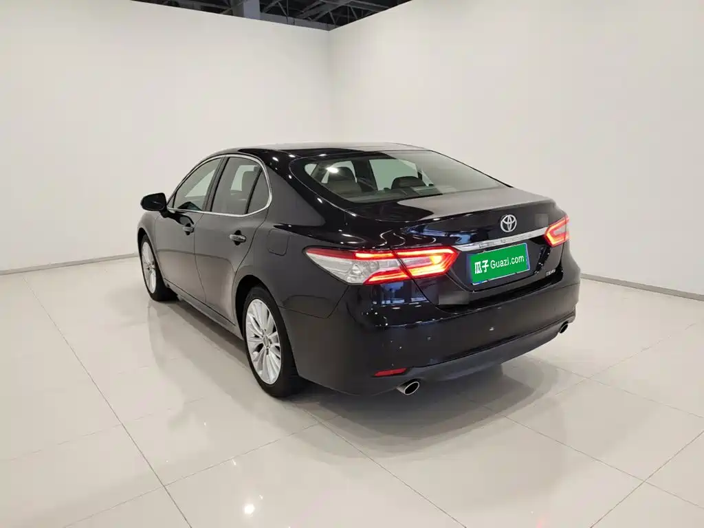 Toyota Camry 2019