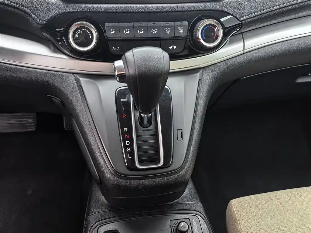 Honda CR-V 2017 — фото 13