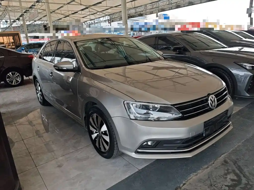 Volkswagen Sagitar 2017