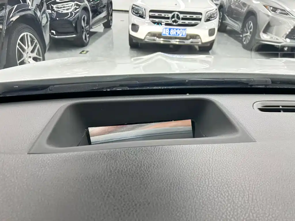 Mercedes-Benz A-Class 2019 — фото 10