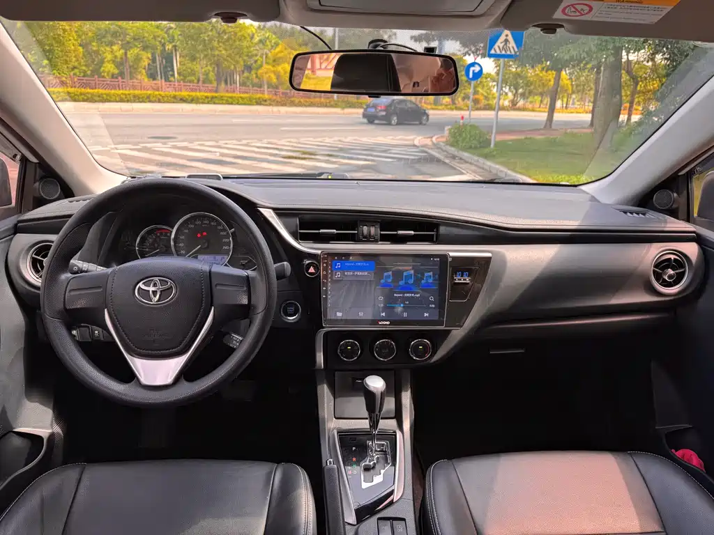 Toyota Corolla 2019 — фото 10