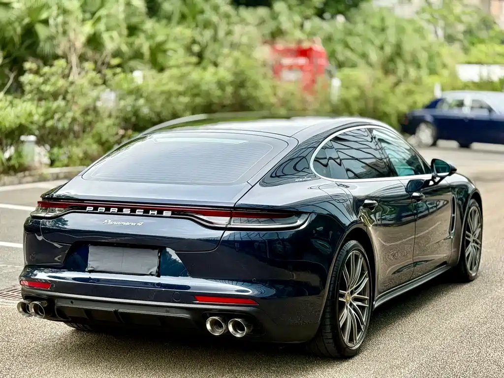Porsche Panamera 2021 — фото 13