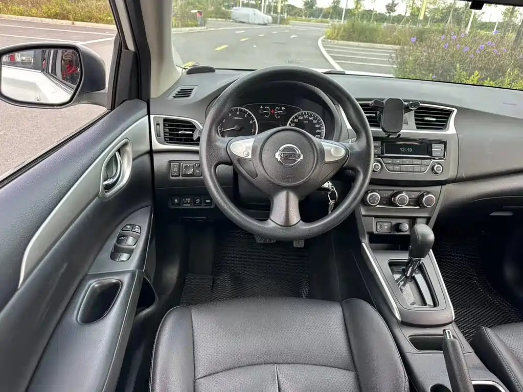 Nissan Sylphy 2022 — фото 13