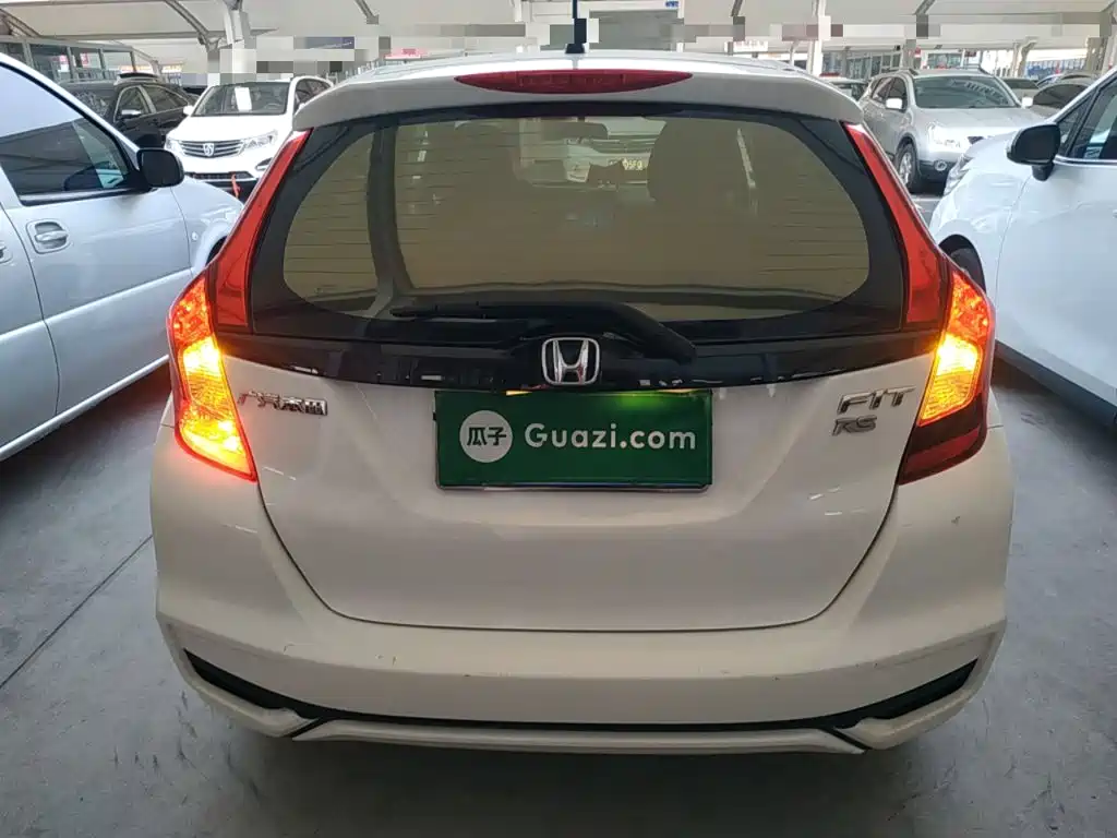 Honda Fit 2018 — фото 4